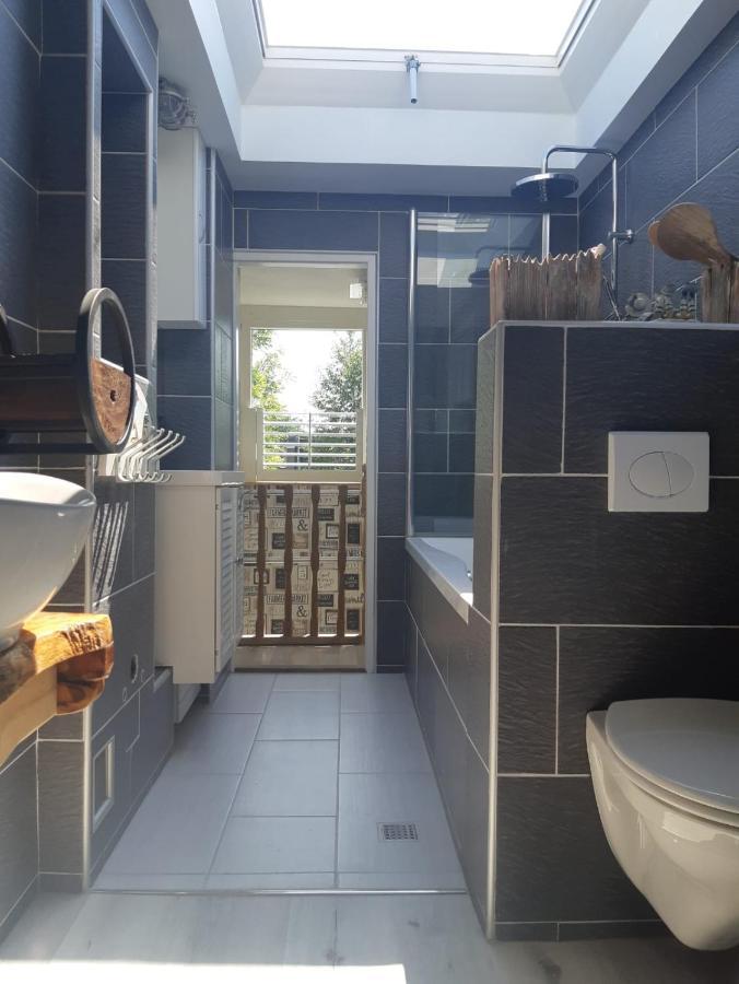 Waterland Apartment Ooltgensplaat Exterior photo